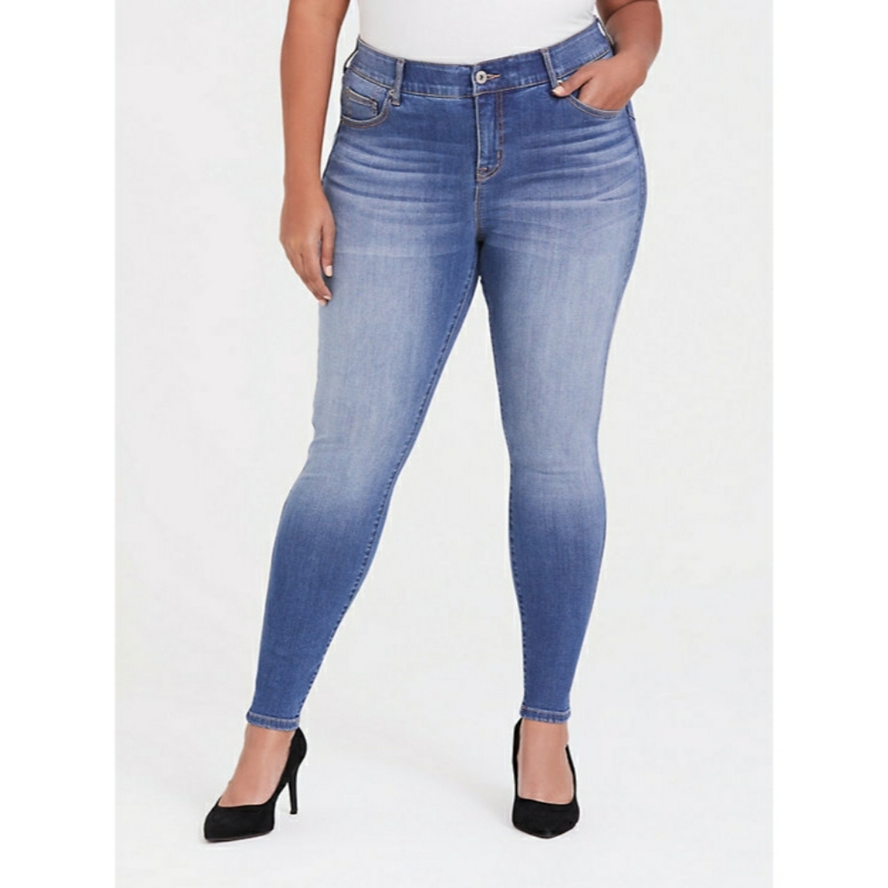 Torrid Bombshell Skinny Jean